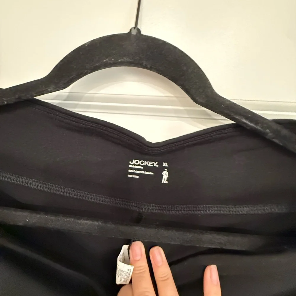 Jockey Classic Black Capri Pants - Picture 2 of 2
